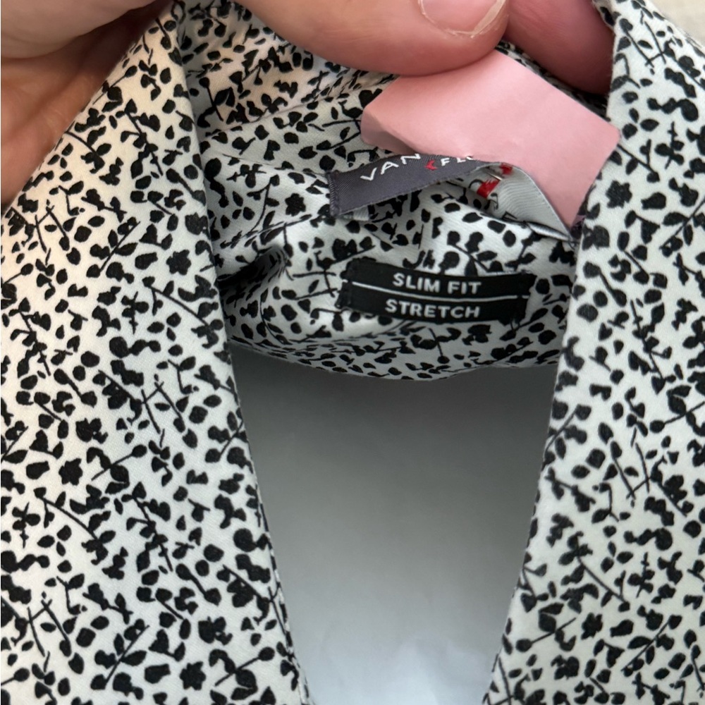 Van Heusen Long Sleeve Button Down Shirt - Picture 4 of 6